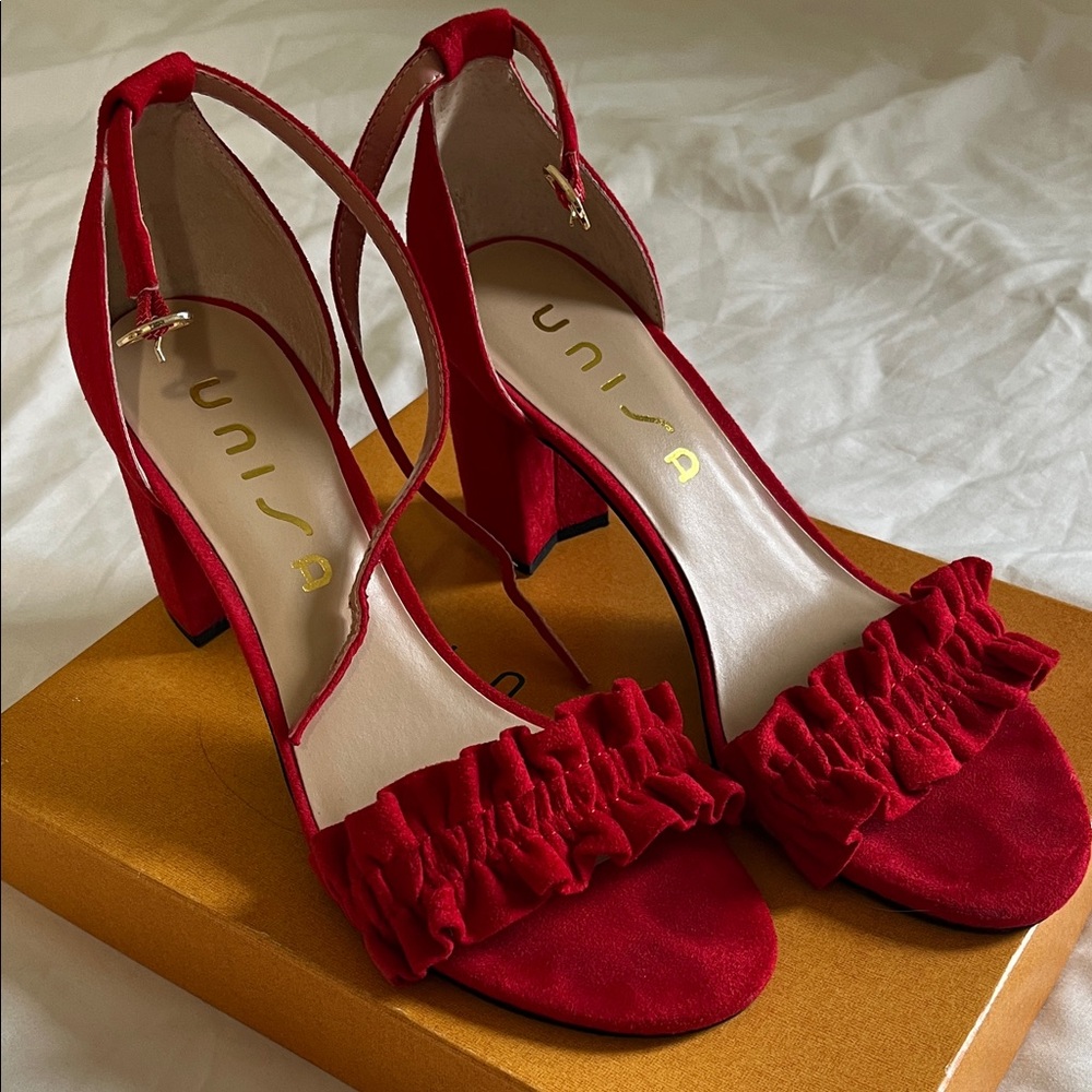 Unisa Scarlet Ruffle Strap Heels
